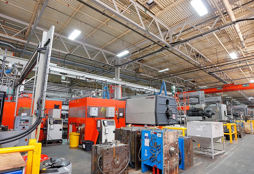 Tamlite LED vs metal halide lighting warehouse image