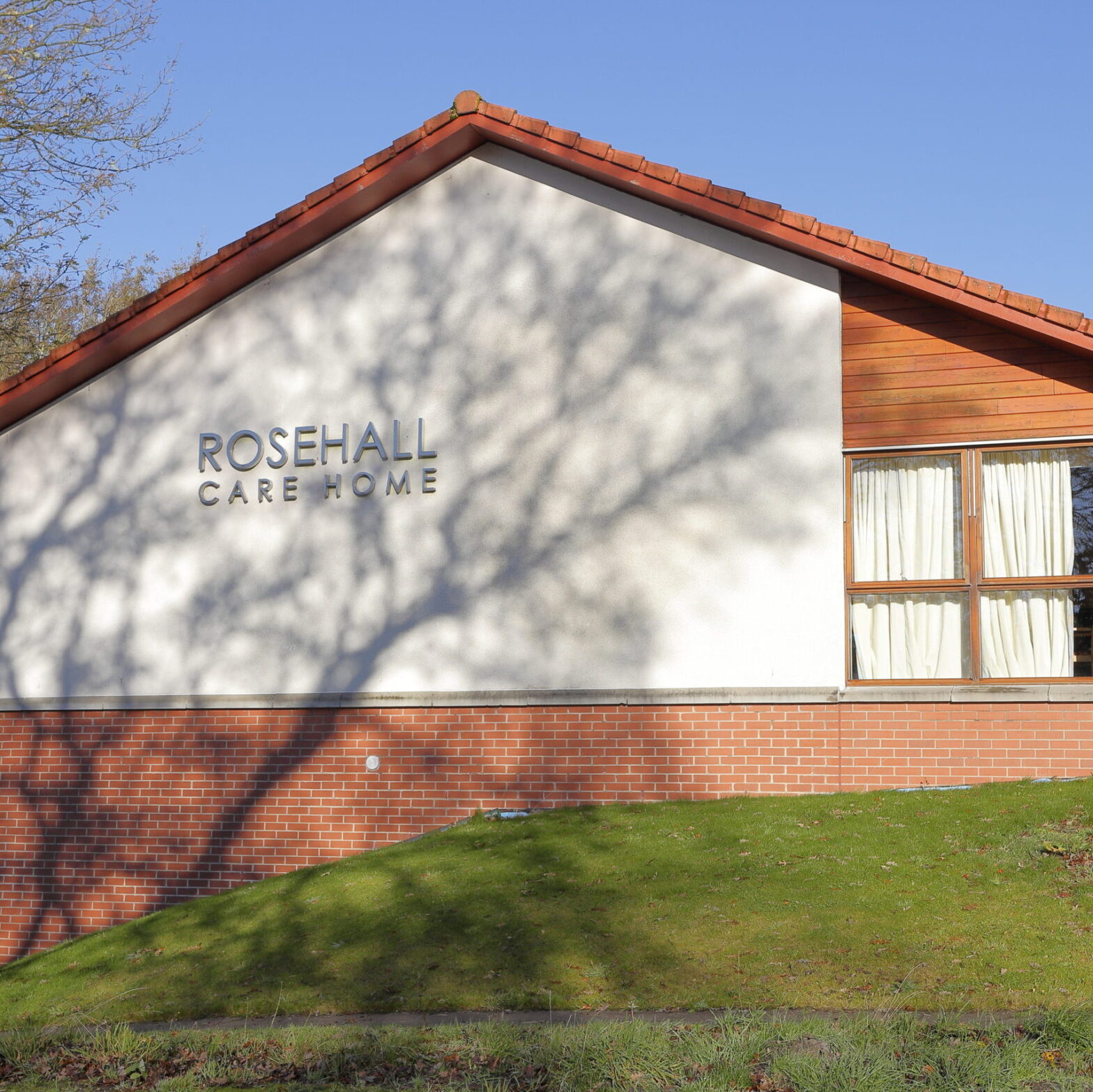 Tamlite Rosehall Care Home building exterior image