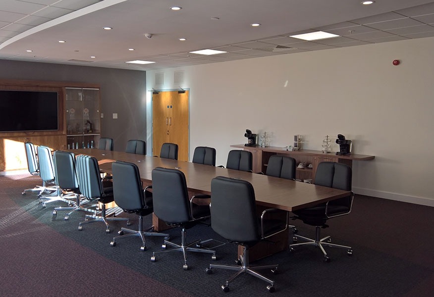 Tamlite Plastek Mansfield meeting room LED lighting