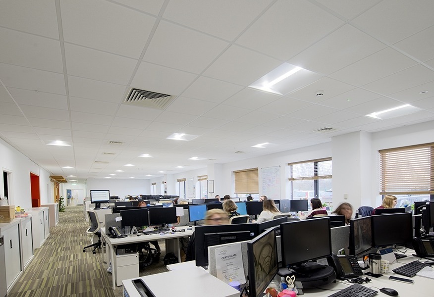 Tamlite Homelet Lincoln open office area LED lighting