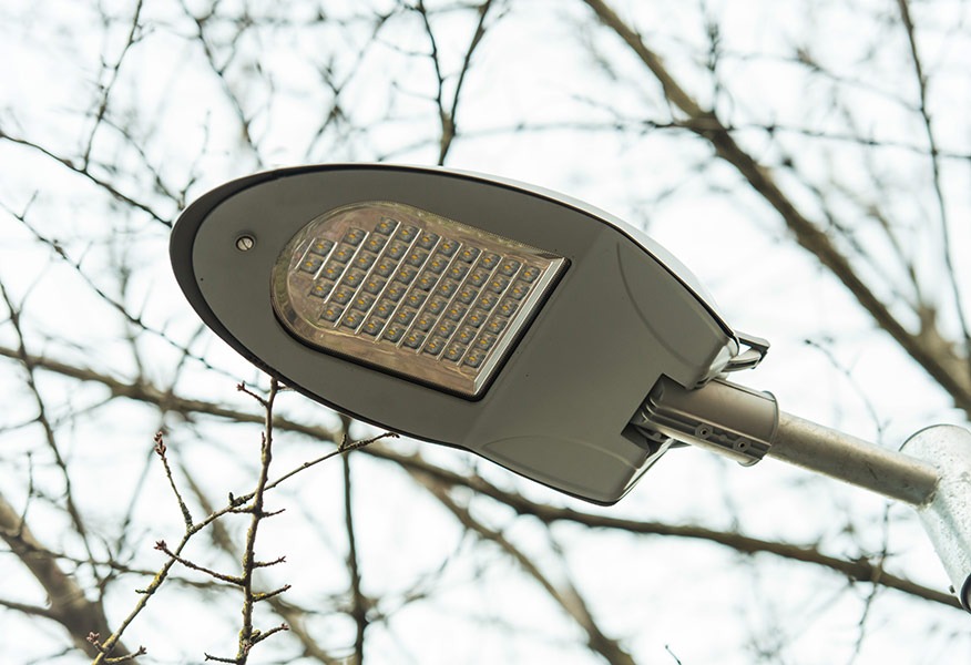 Tamlite Holiday Inn Express Portsmouth North lantern outdoor LED lighting