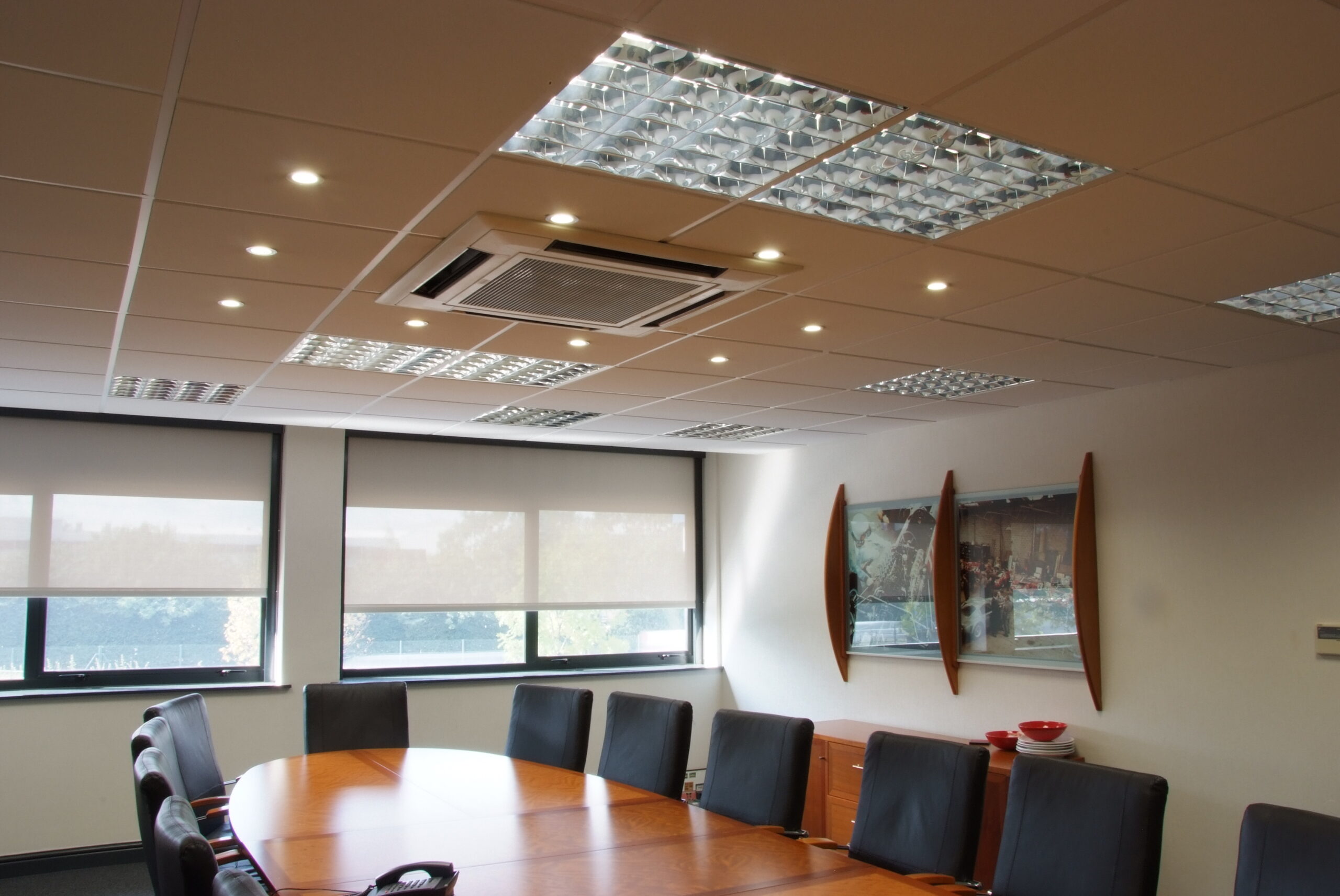 Tamlite Retail Graypaul Ferrari meeting room lighting