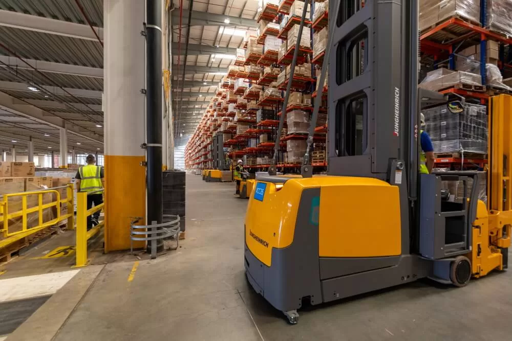Tamlite industrial and warehousing lighting nisbets avonmouth case study
