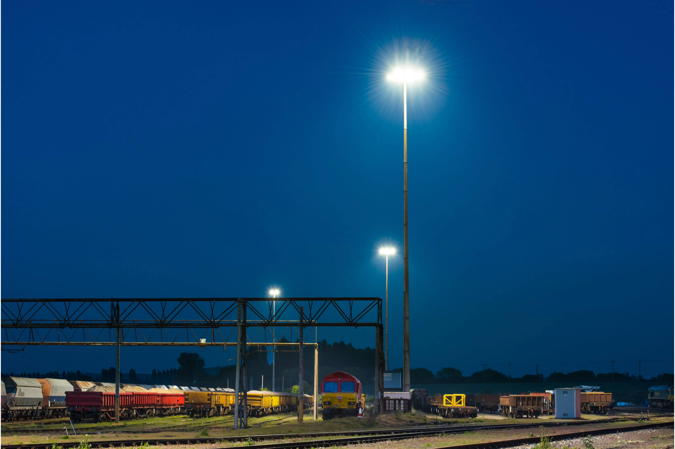 Column lighting in a freight yard